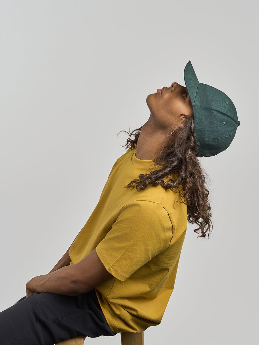 CAPPELLO VISIERA CURVA 6 PANNELLI