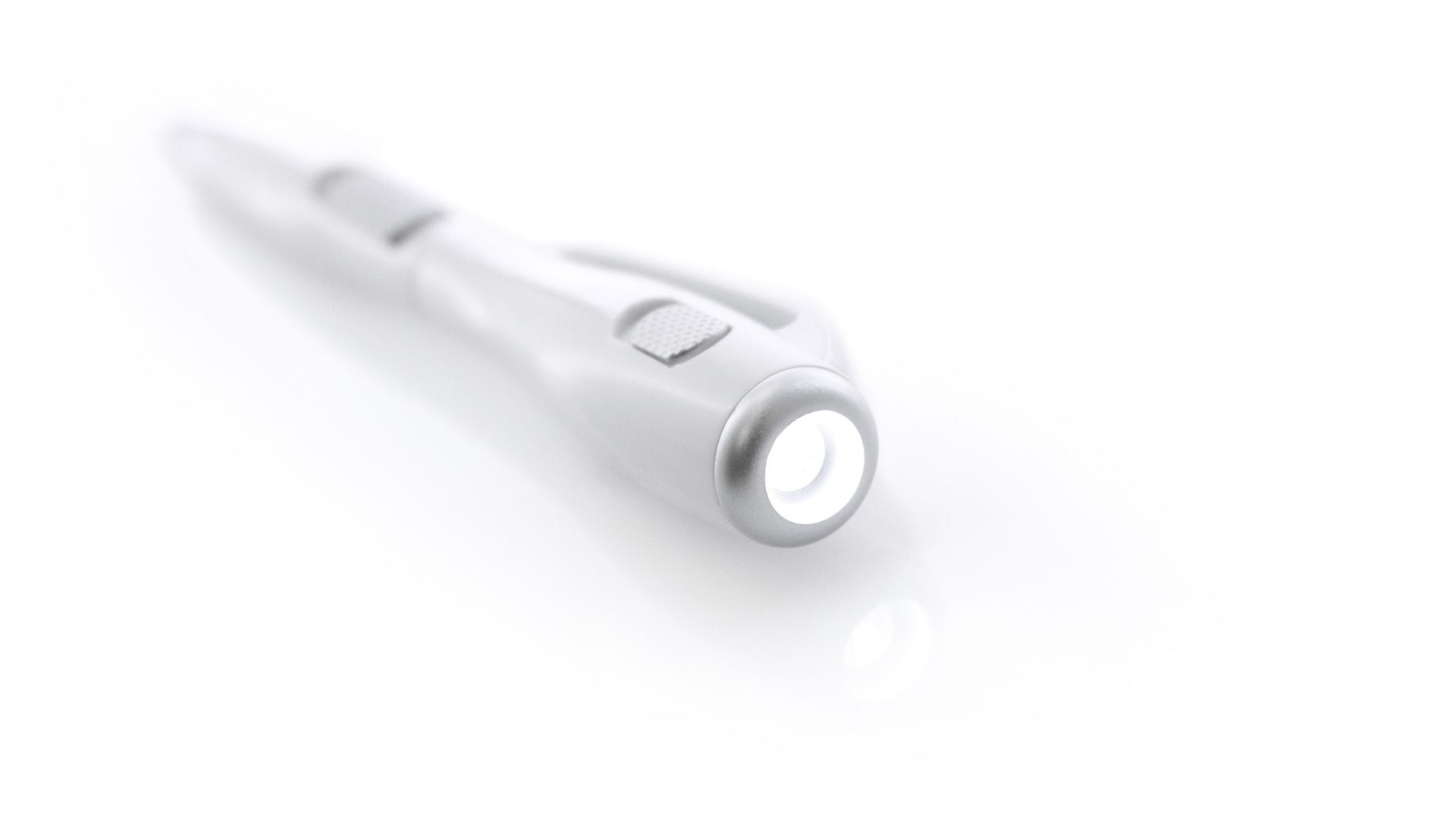 Penna con Torcia Senter