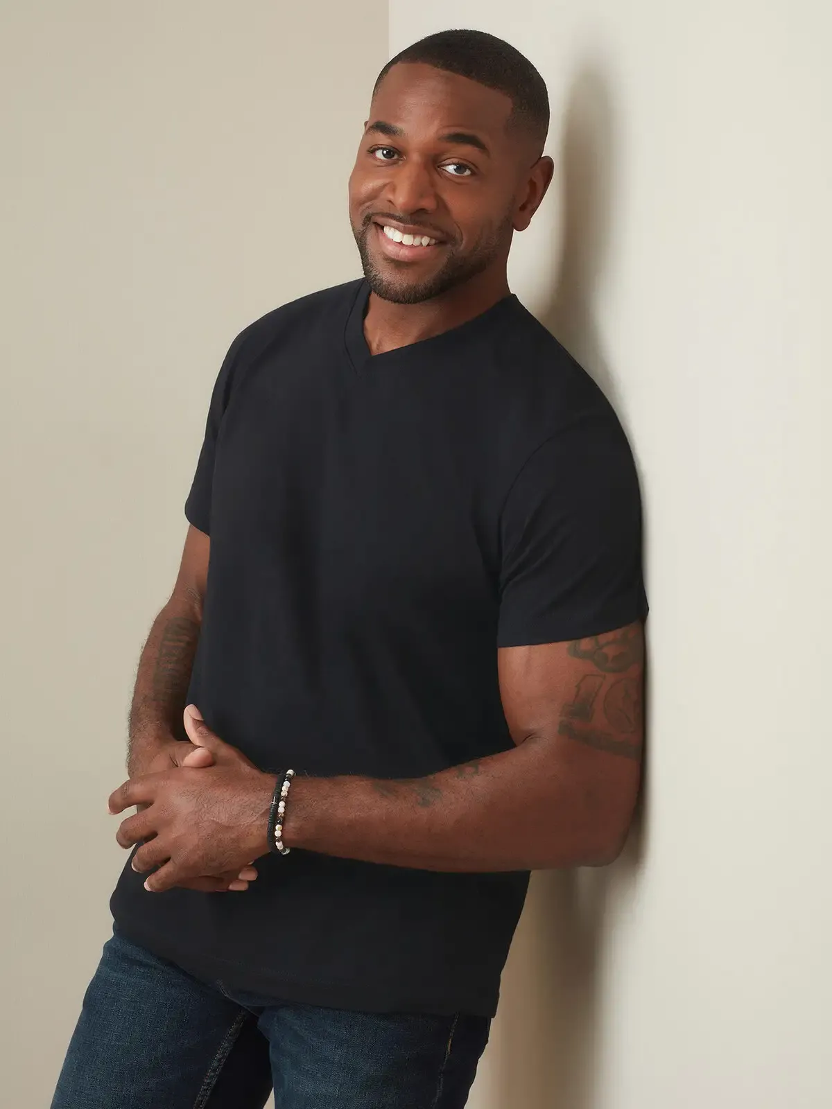 T-shirt a manica corta set-in e scollo a v - Stedman - ST2300