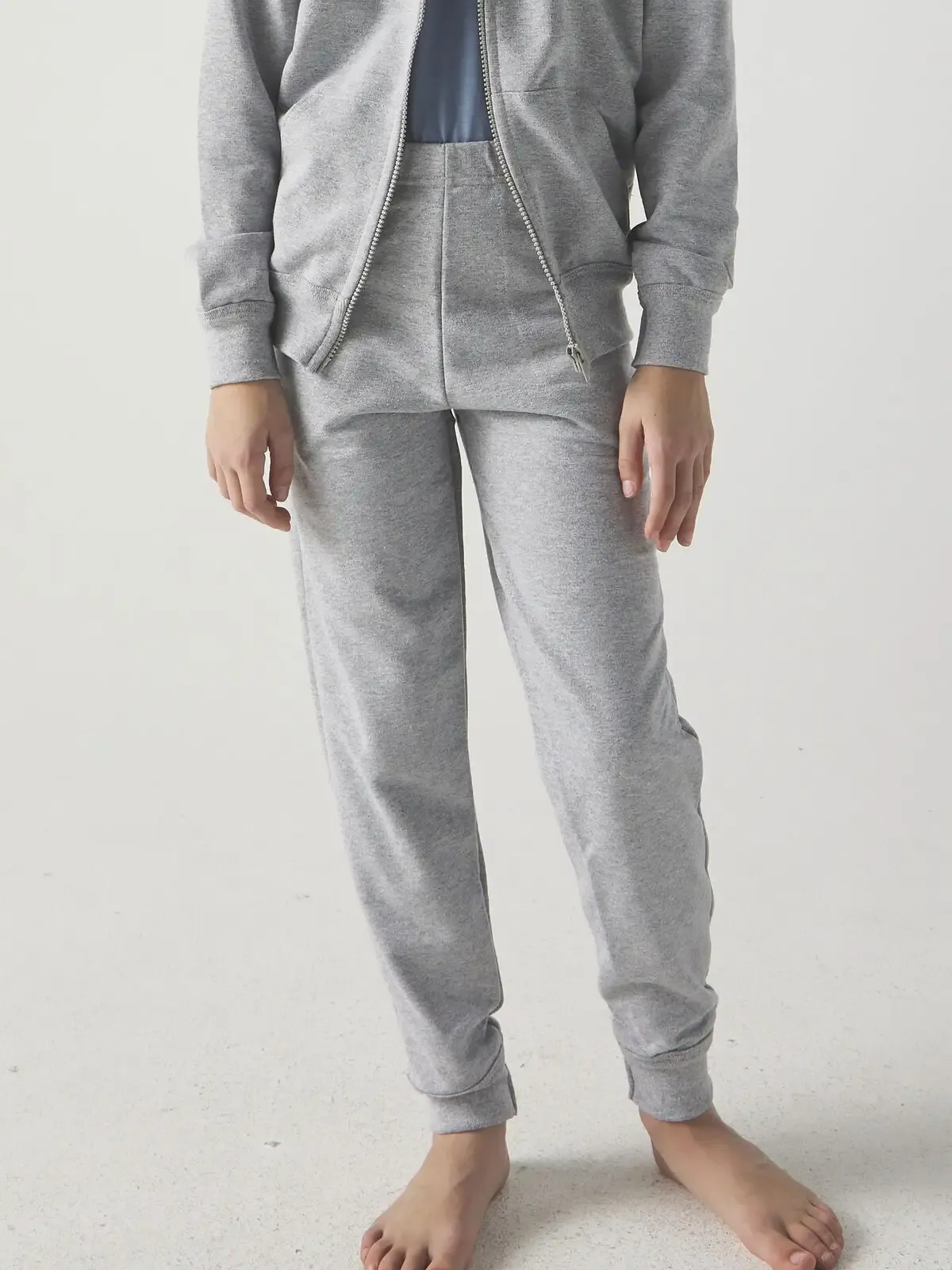 Pantaloni lunghi non felpati con due tasche laterali - Colore Italiano - MIK950