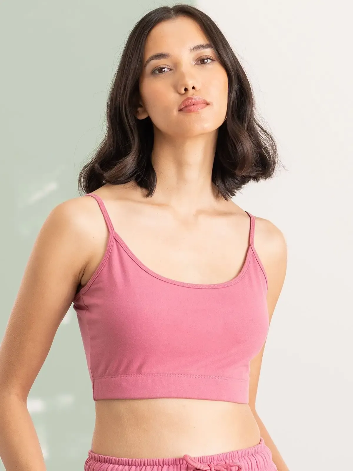Crop top da donna con spalline regolabili e giromanica con bordino - Skinnifit - SKSK230