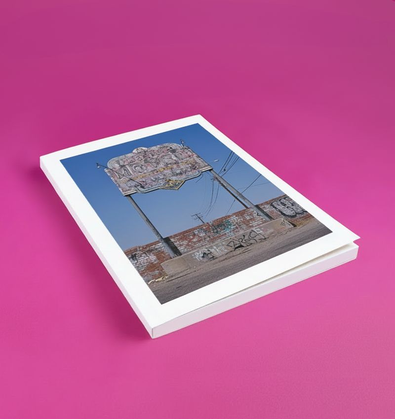 Fanzine e magazine con Brossura Pur e copertina morbida