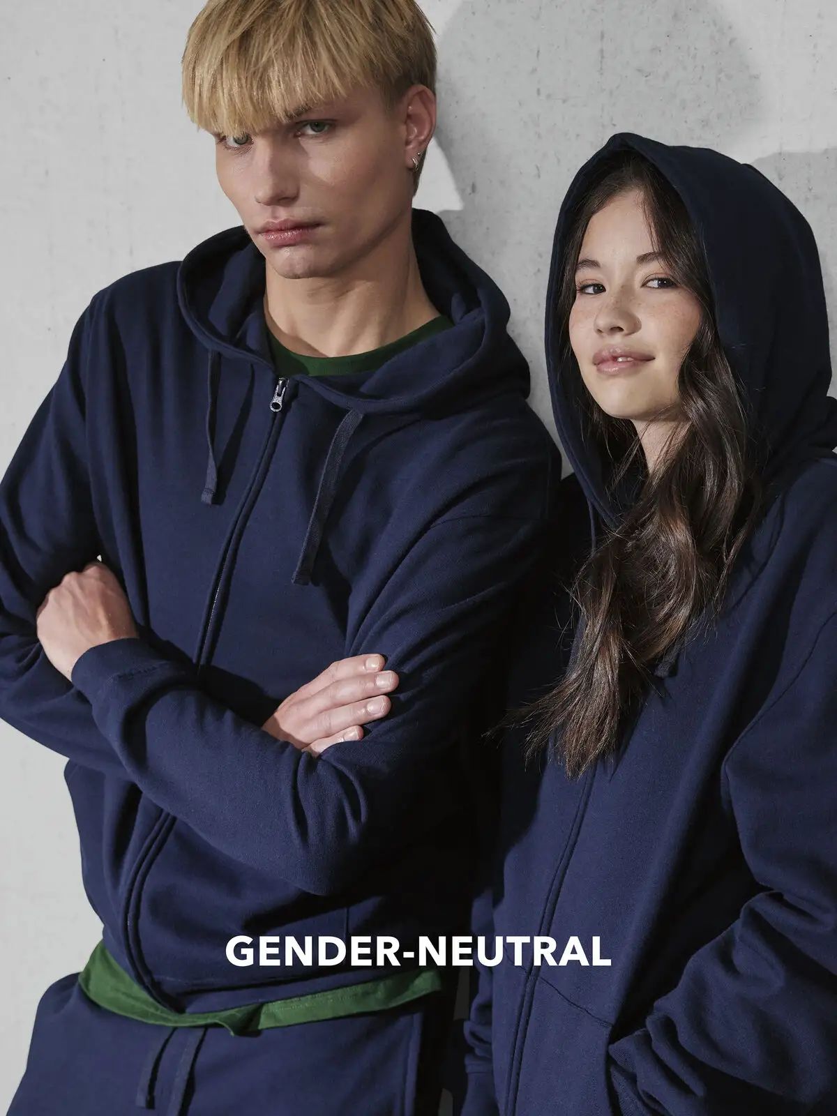 B&C ID.334 Zip Hood - B&C Collection