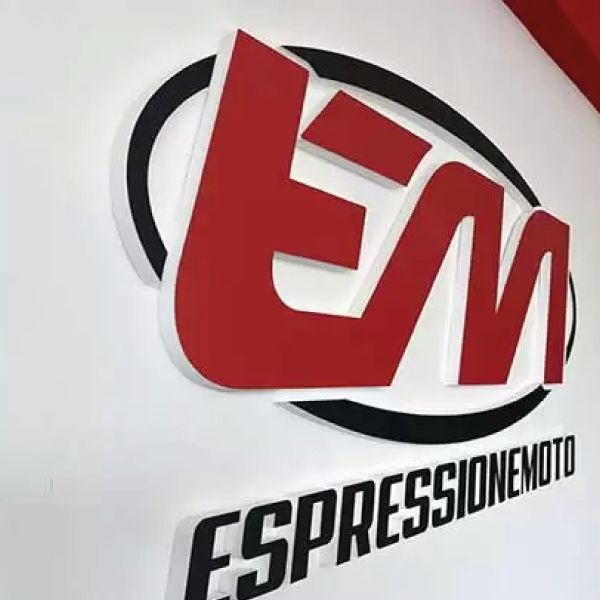 Insegna in forex sagomata senza illuminazione per interno ed esterno Insegna in forex sagomata senza illuminazione per interno ed esterno