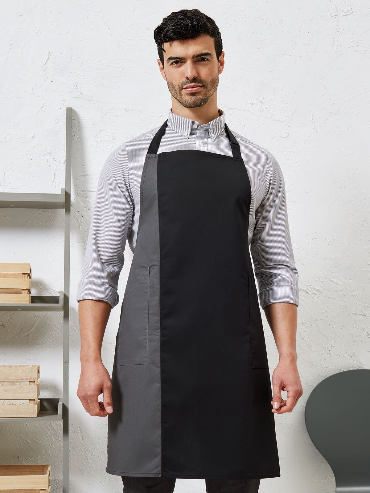 Contrast Bib Apron