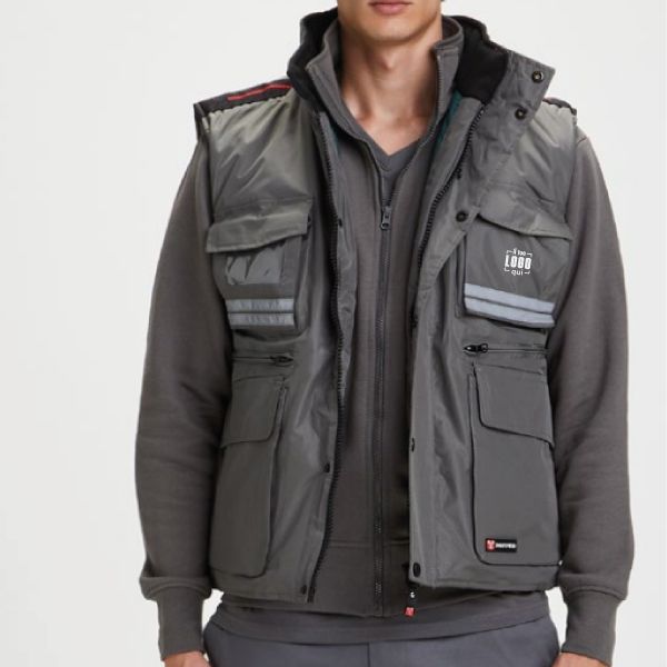 Smanicato Uomo con Cappuccio Staccabile e Richiudibile, Bande Riflettenti e Multitasche Personalizzato Perfetto come Capo da Lavoro-FLIGHT-PAYPER