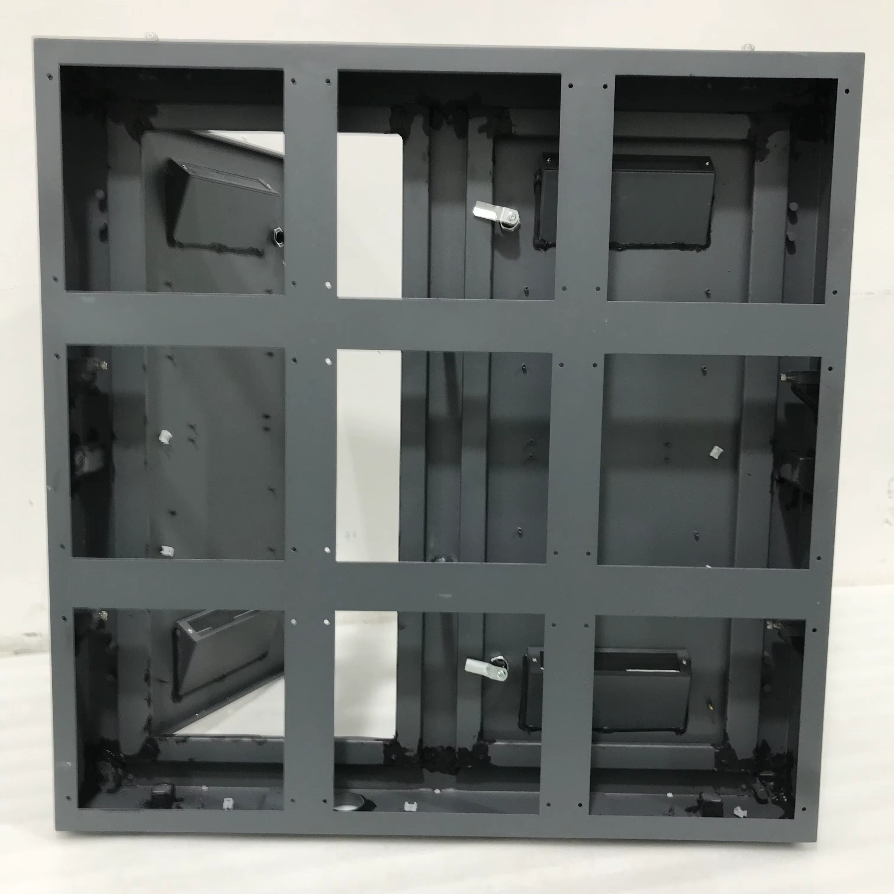 Cabinet per display LED per esterni in ferro