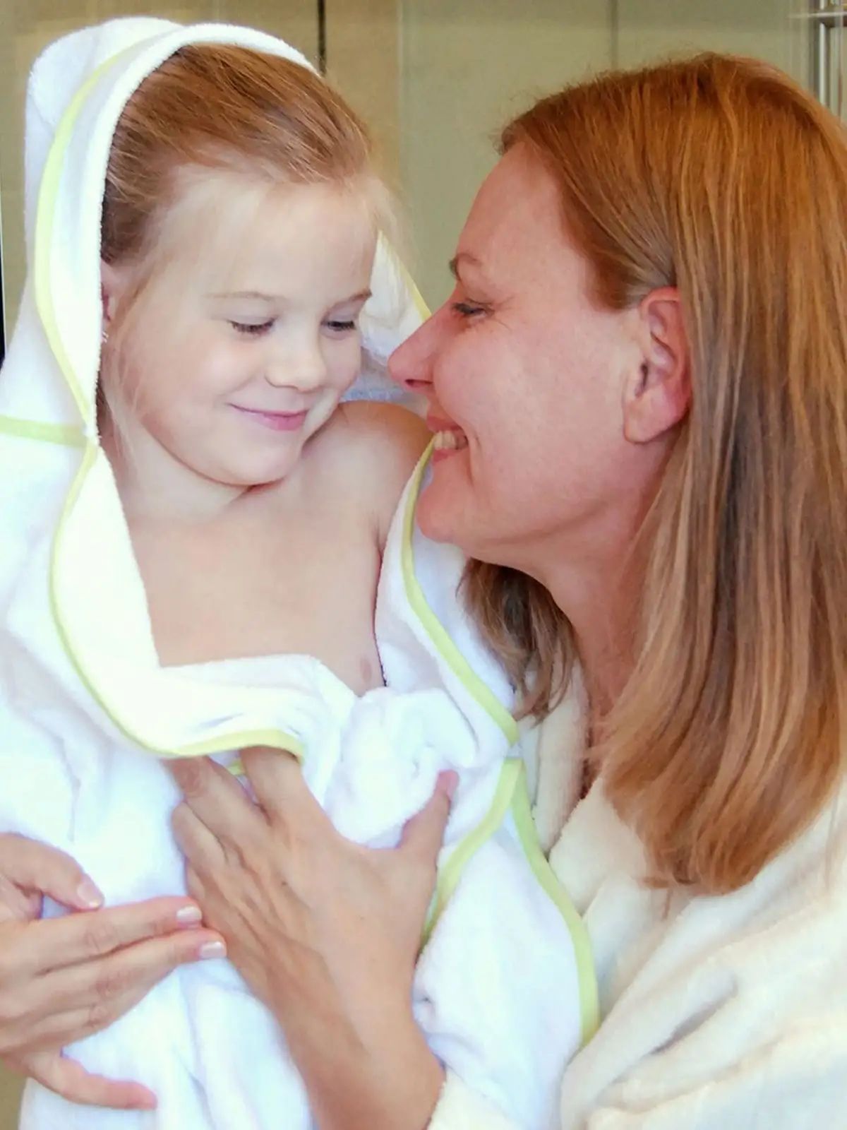 Piped Terry Kids Towel with Hood 100x100 - Bear Dream