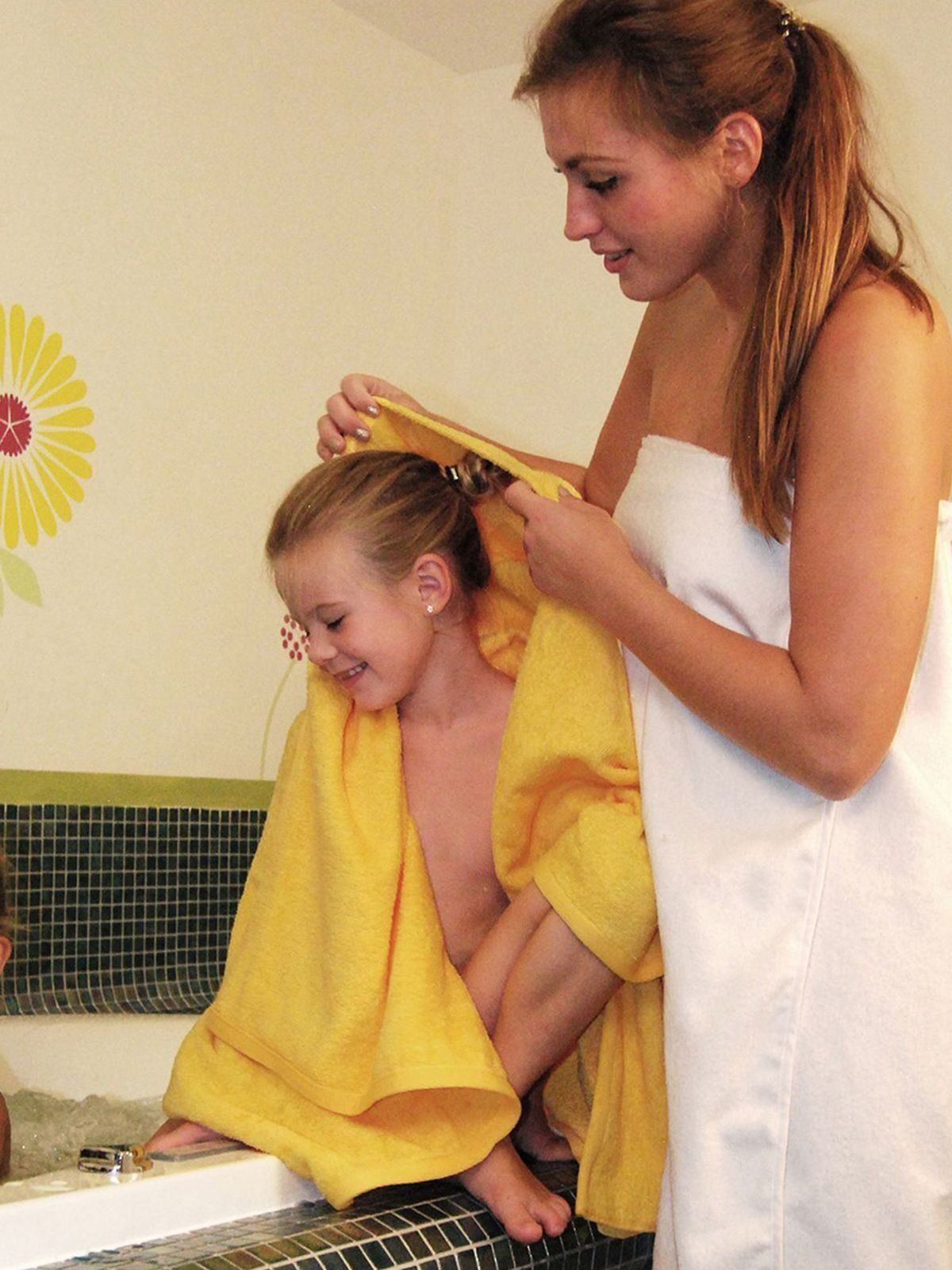 Kids Hooded Towel - Bear Dream