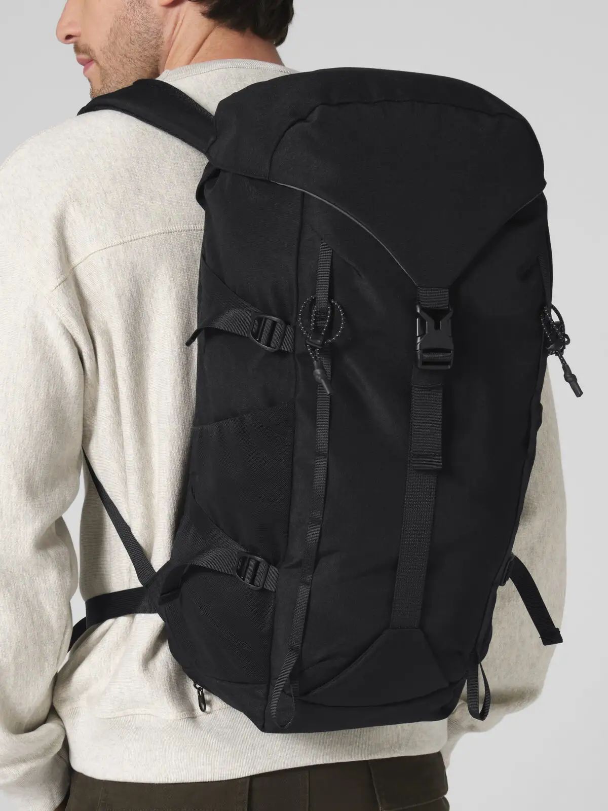 Active Outdoor 30 Litre Backpack - Quadra