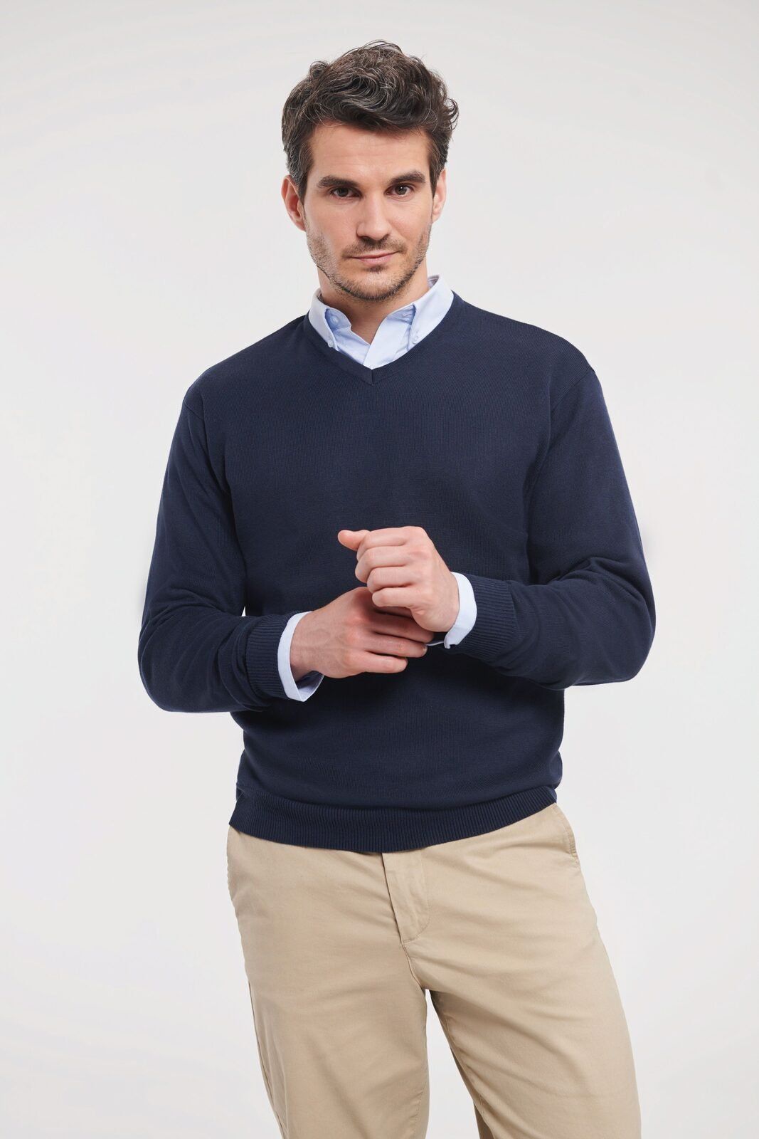Men's V-Neck Knitted Pullover - Russell