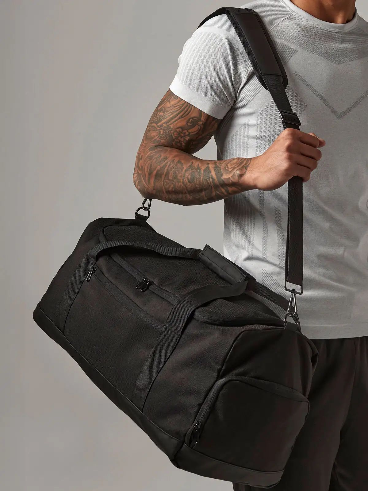Medium Training Holdall - Bag Base