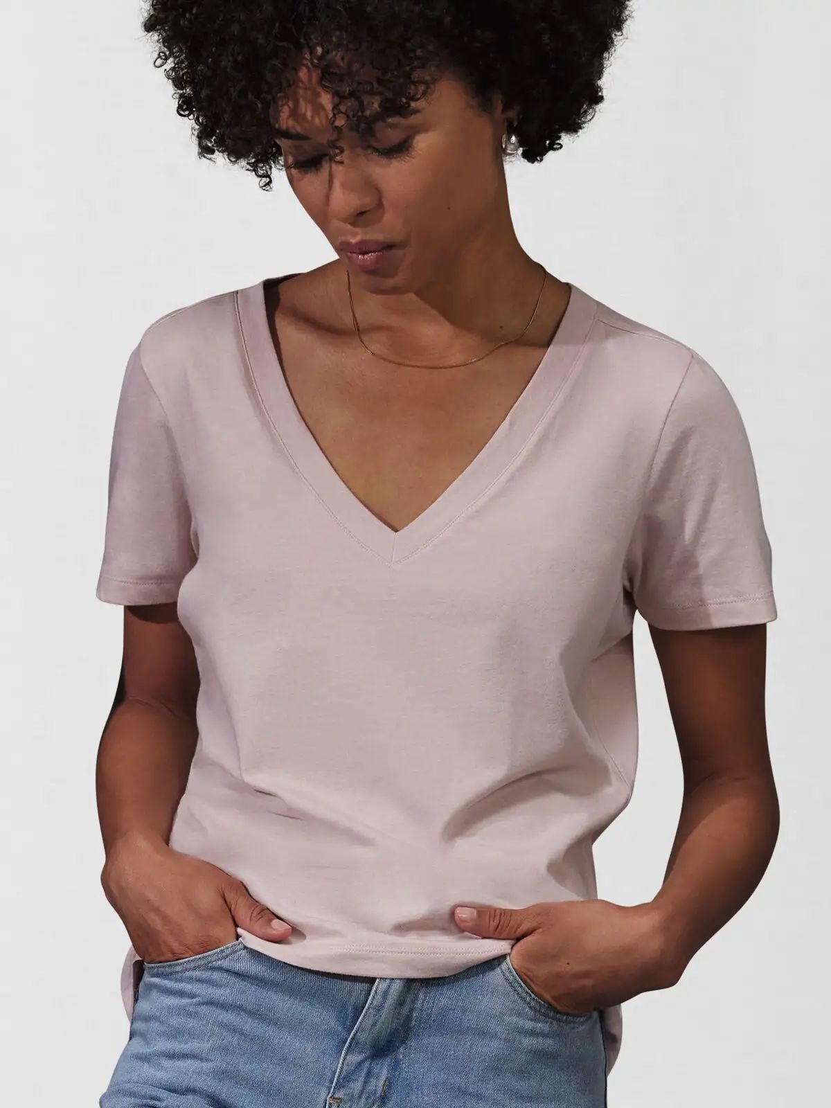 #E150 V /women - B&C Collection