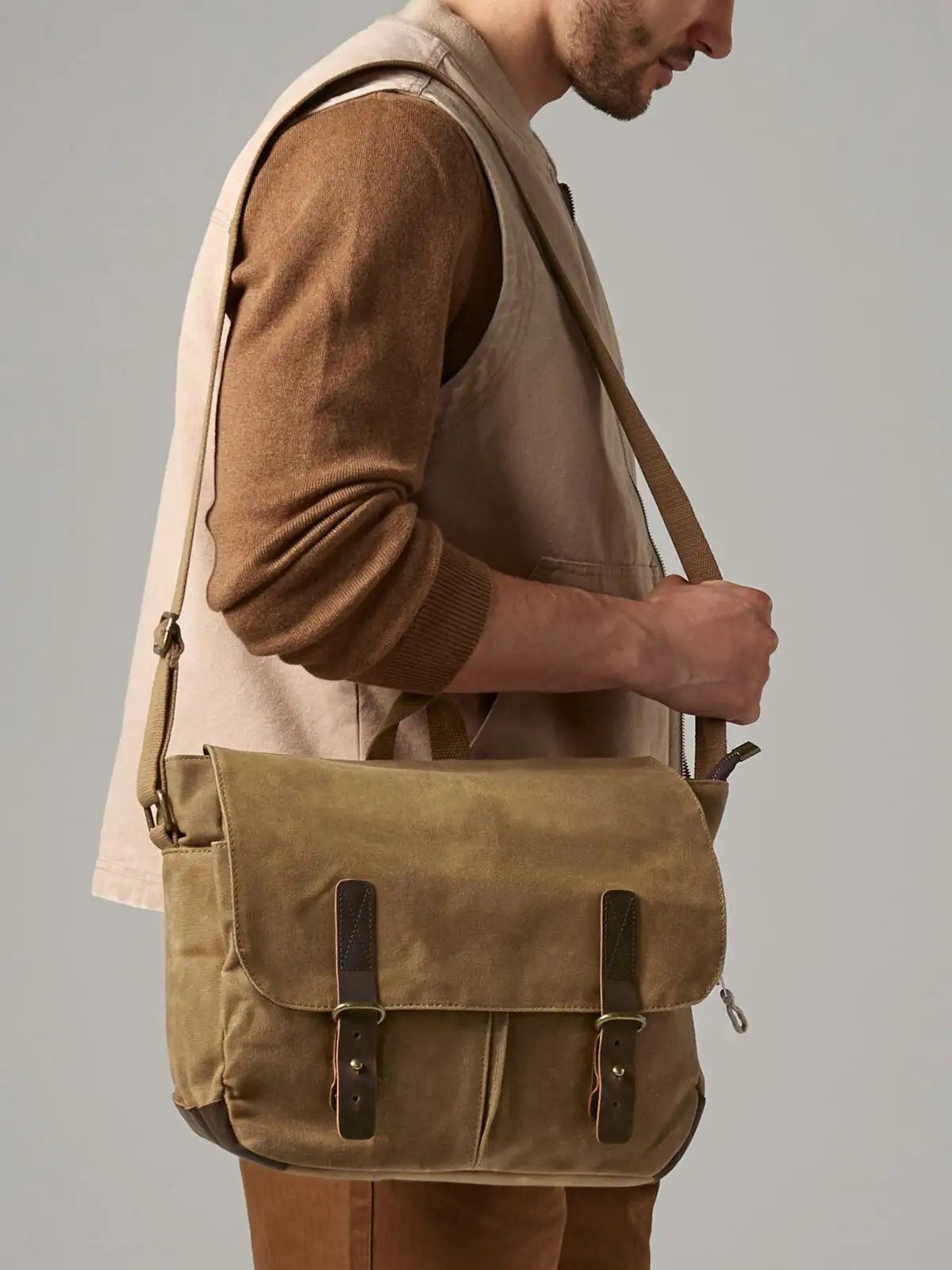 Heritage Waxed Canvas Messenger - Quadra