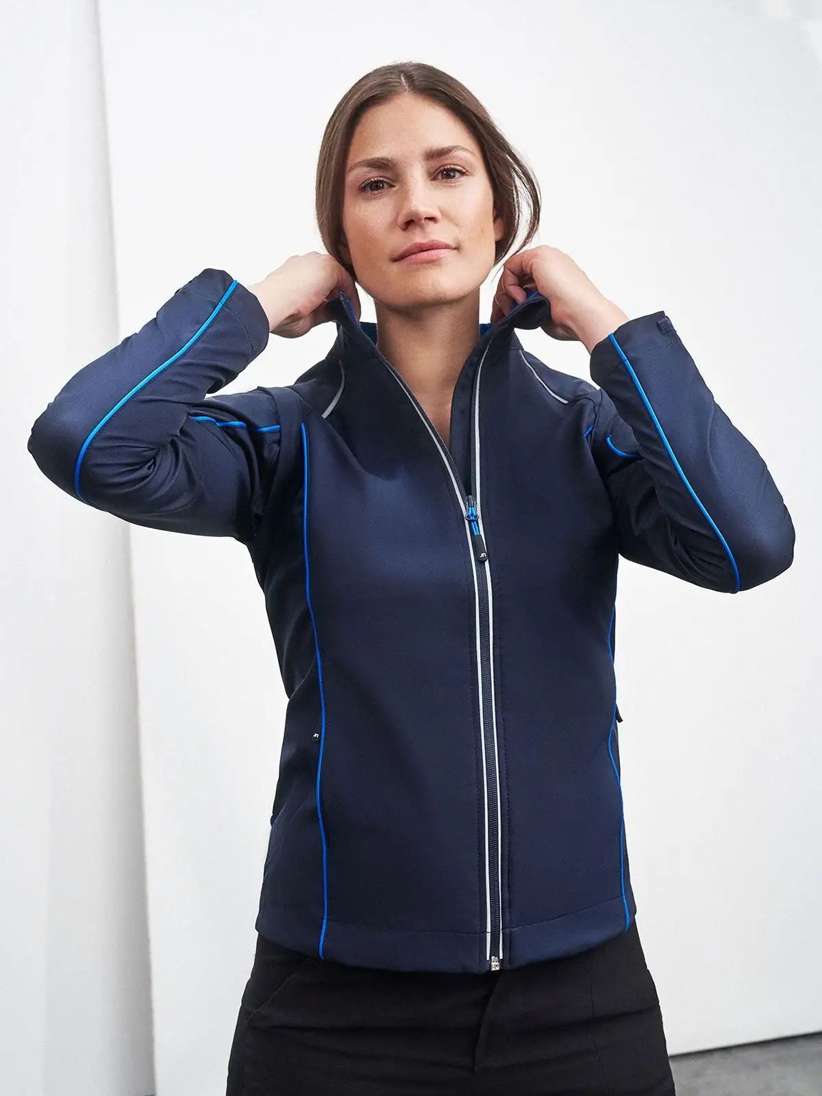 Ladies' Zip-Off Softshell Jacket - James & Nicholson