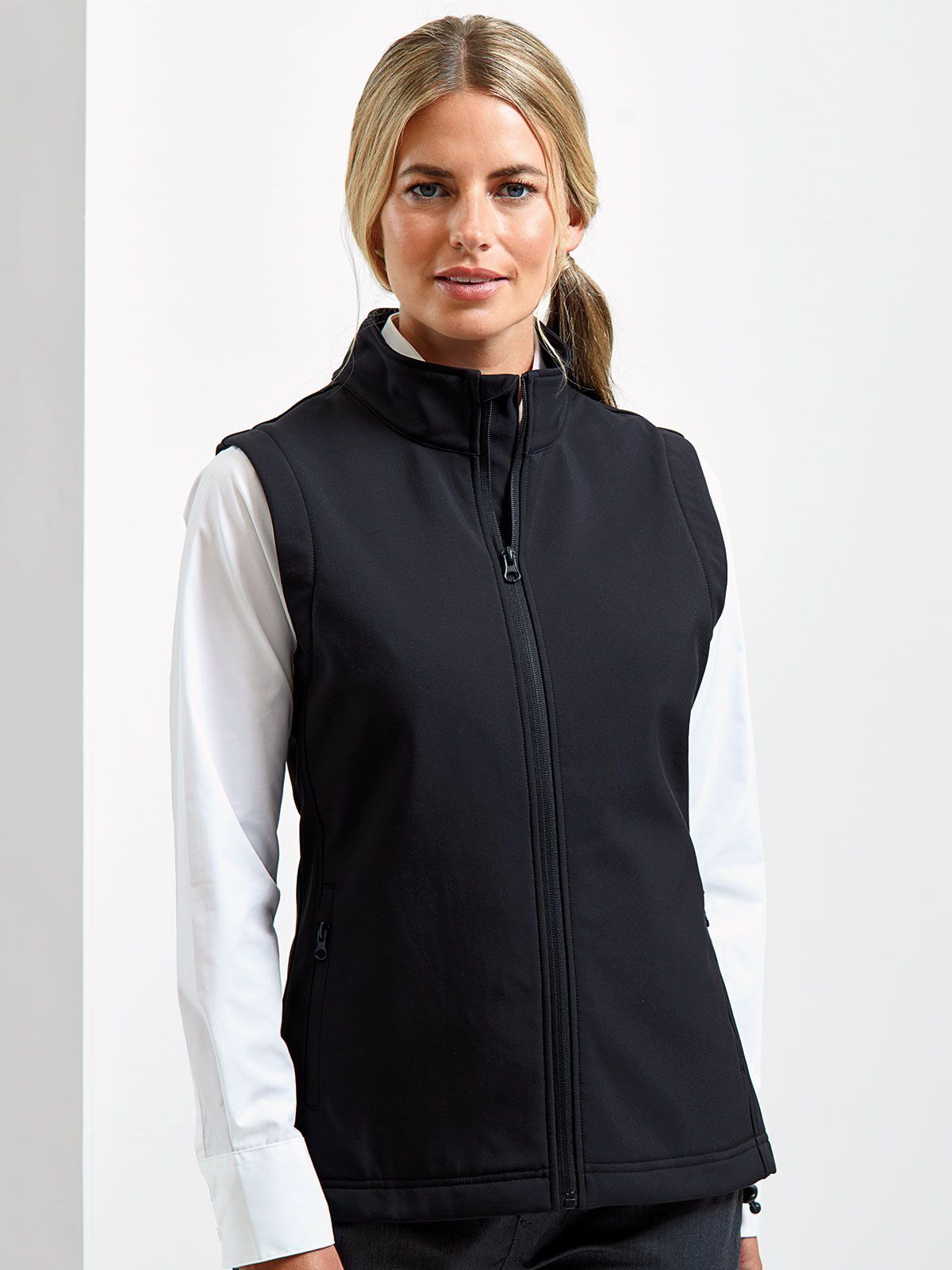 Women's Windchecker Printable & Recycled Softshell Gilet - Premier