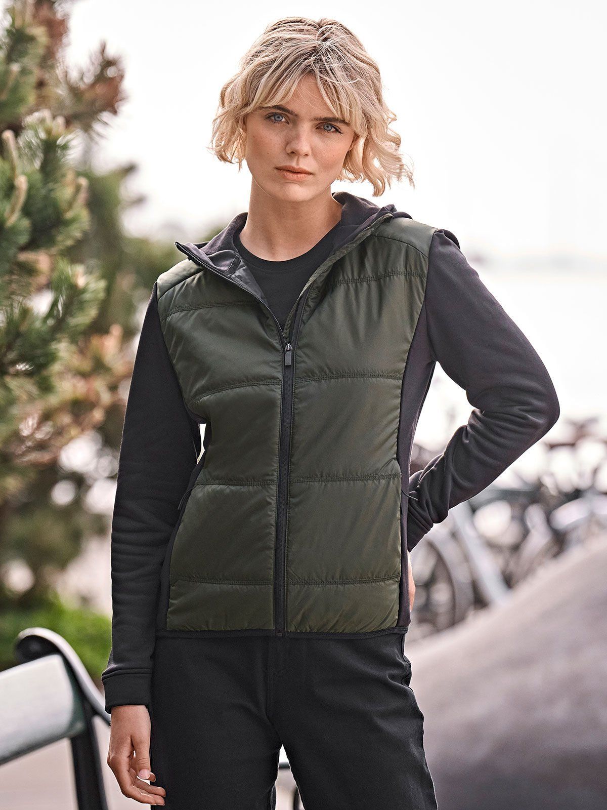 Womens Hybrid-Stretch Hooded Jacket - Tee Jays