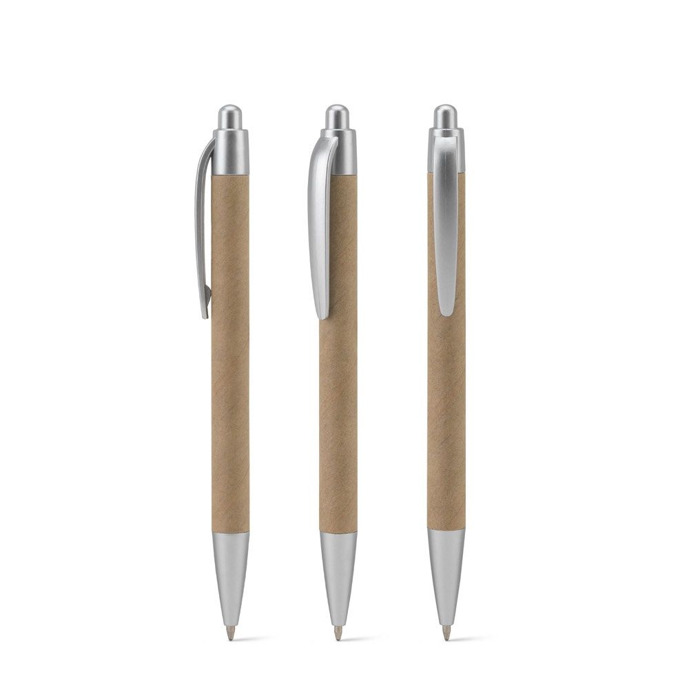 KYRA. Penna a sfera realizzata al 100% con cartariciclata e dettagli in ABS riciclato (100% rABS)