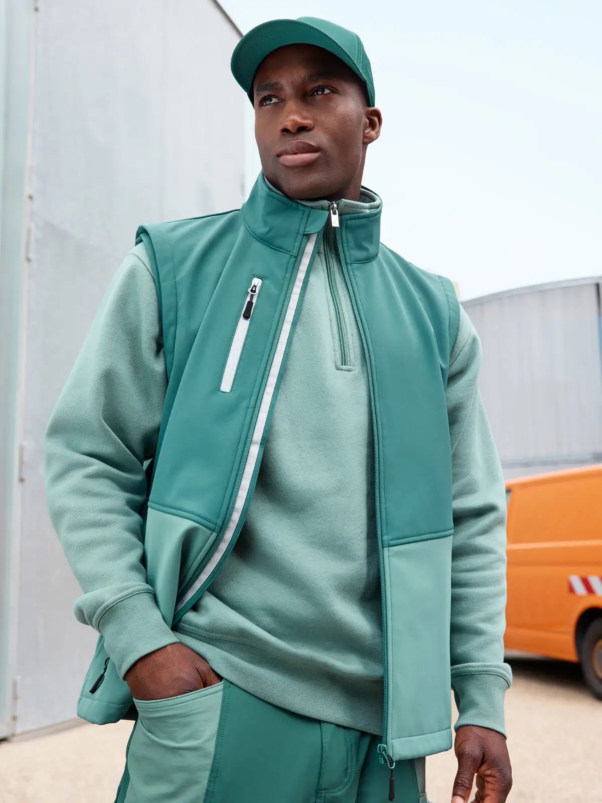Workwear Softshell Vest - Daiber - JN1888
